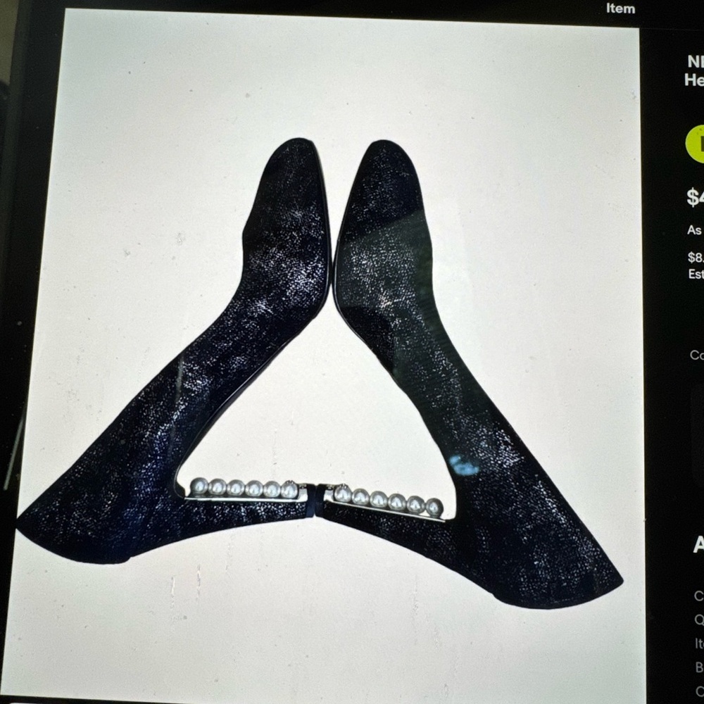 CHANEL Black Pearl-Embellished Hosiery